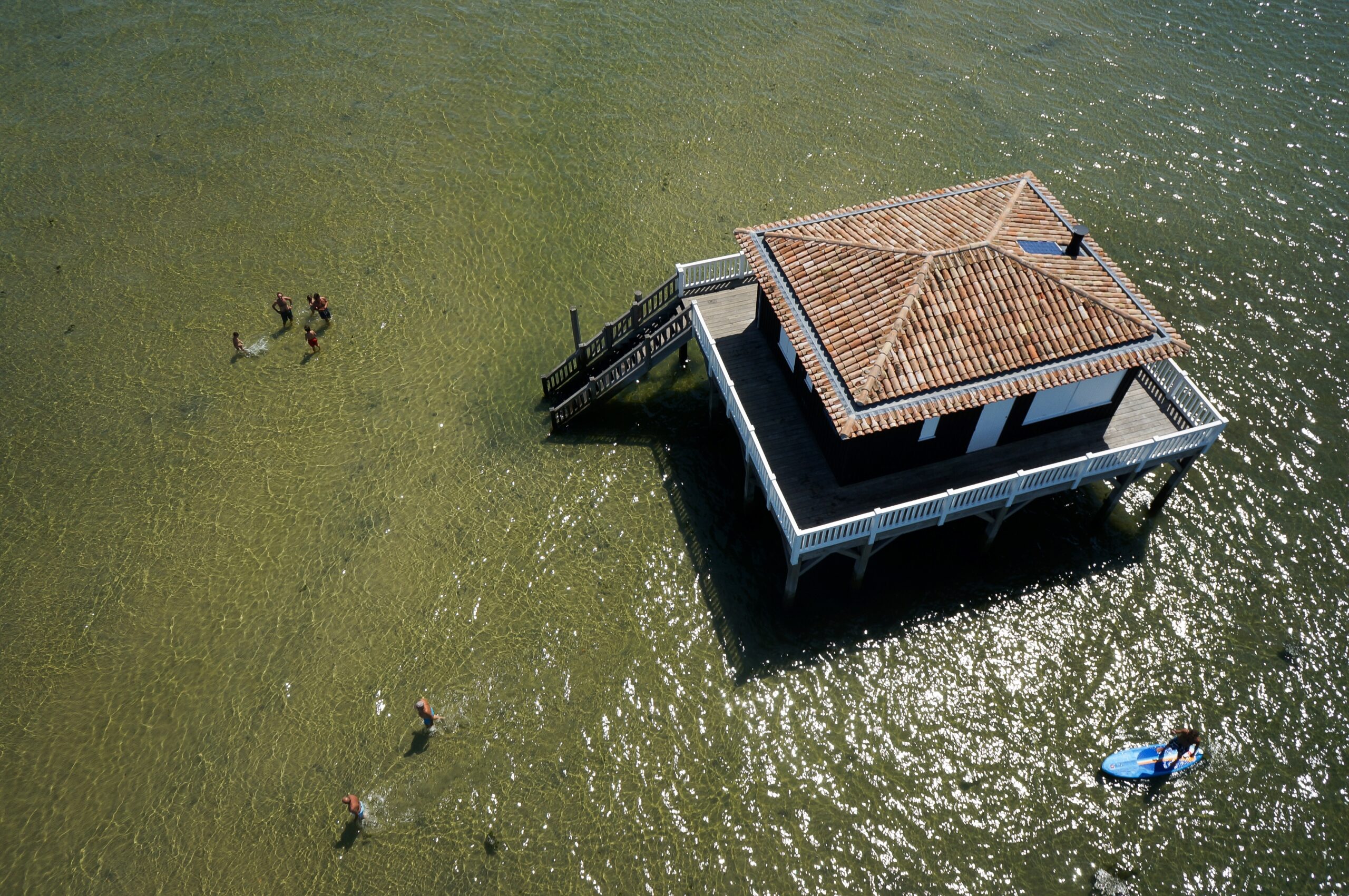 Vue aérienne d'une cabane tchanquée.