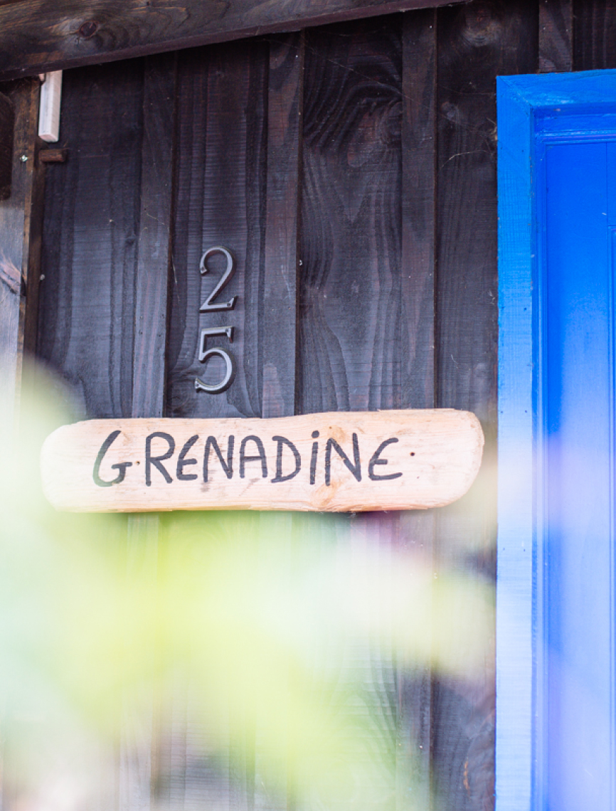 Photos de numéro d'une maison typique.