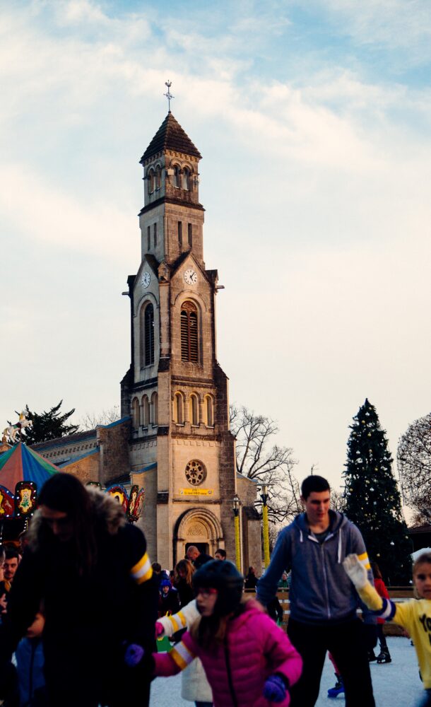 L'église du centre de Lège-Cap Ferret en hier.