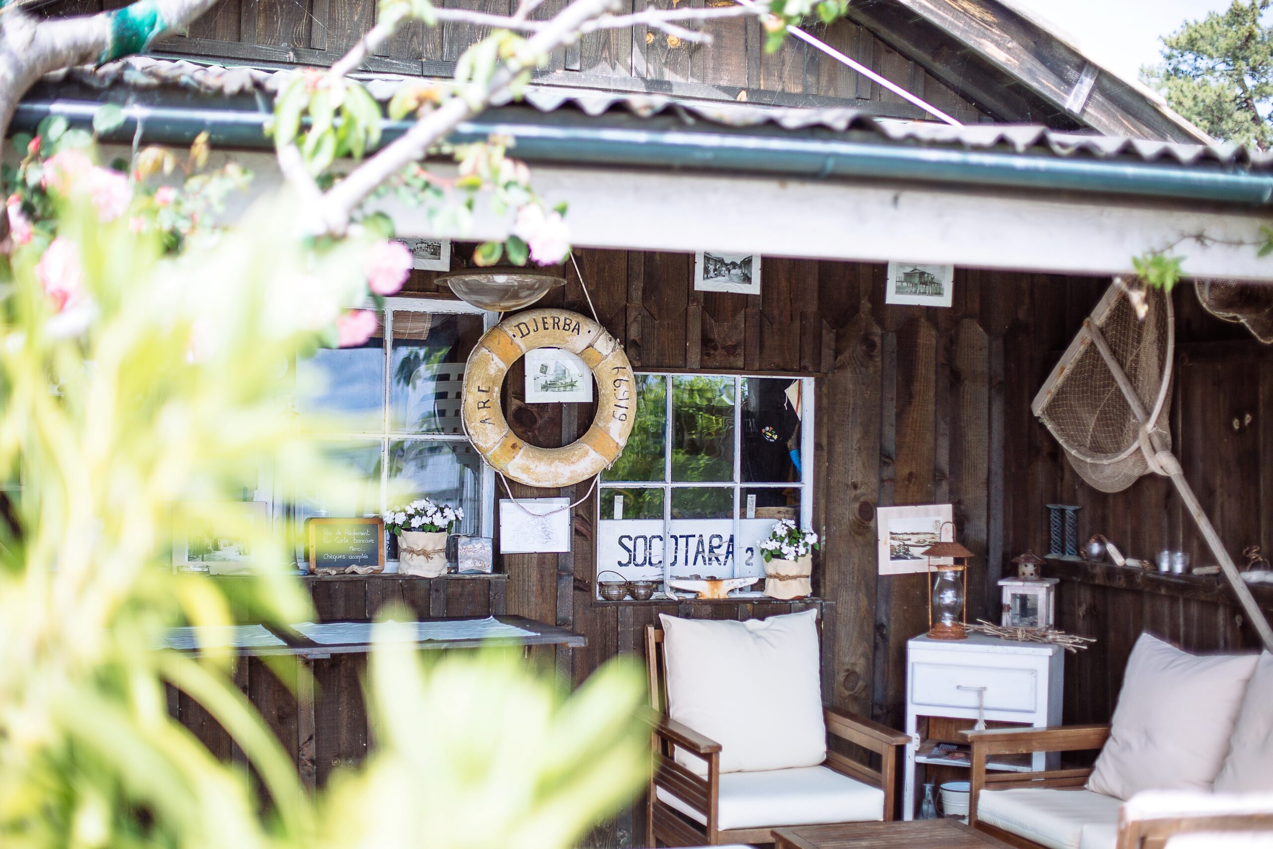 Dans le village du Canon, deux salles d'expositions pour les artistes locaux.