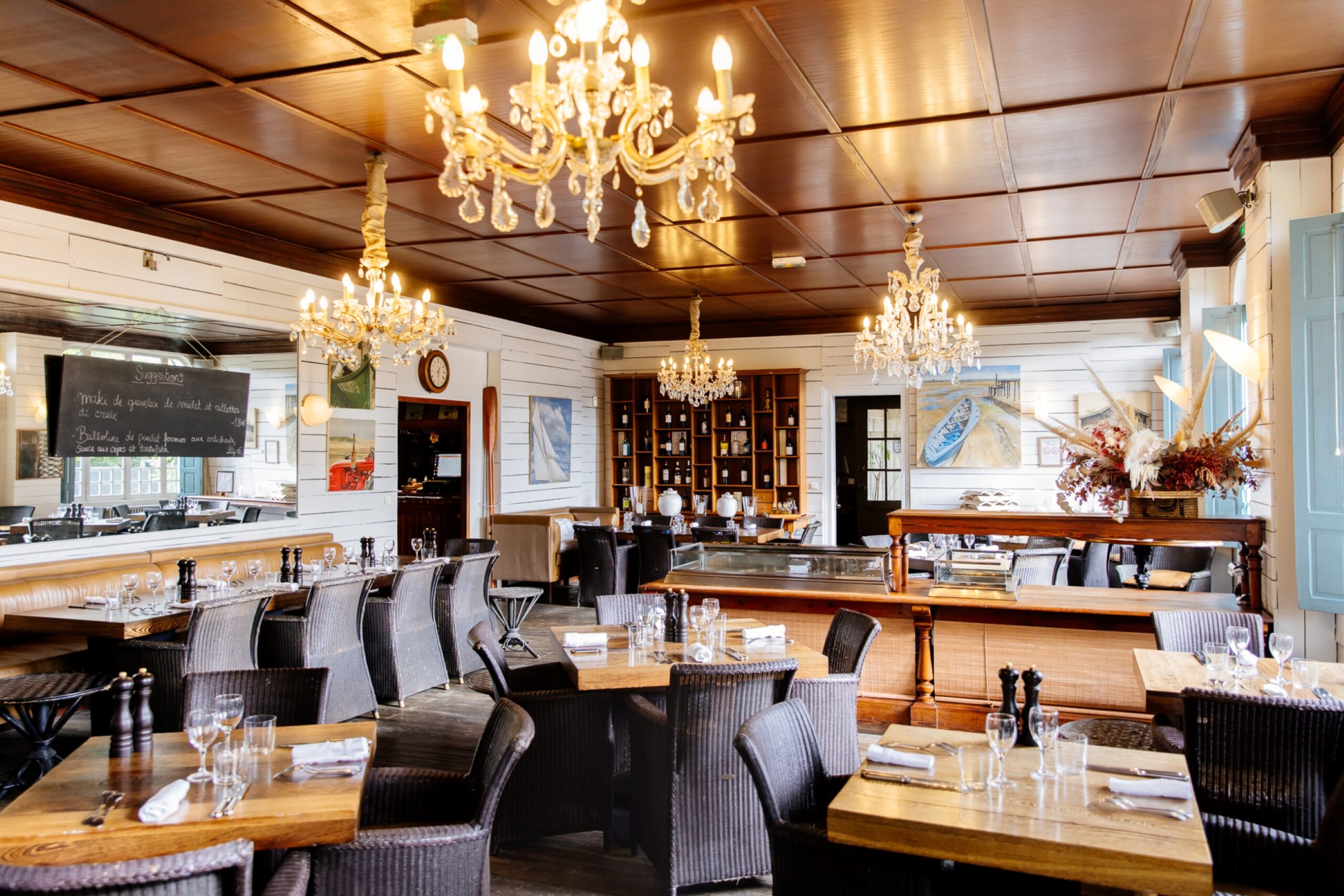 Intérieur du restaurent La maison du bassin à Lège-Cap Ferret