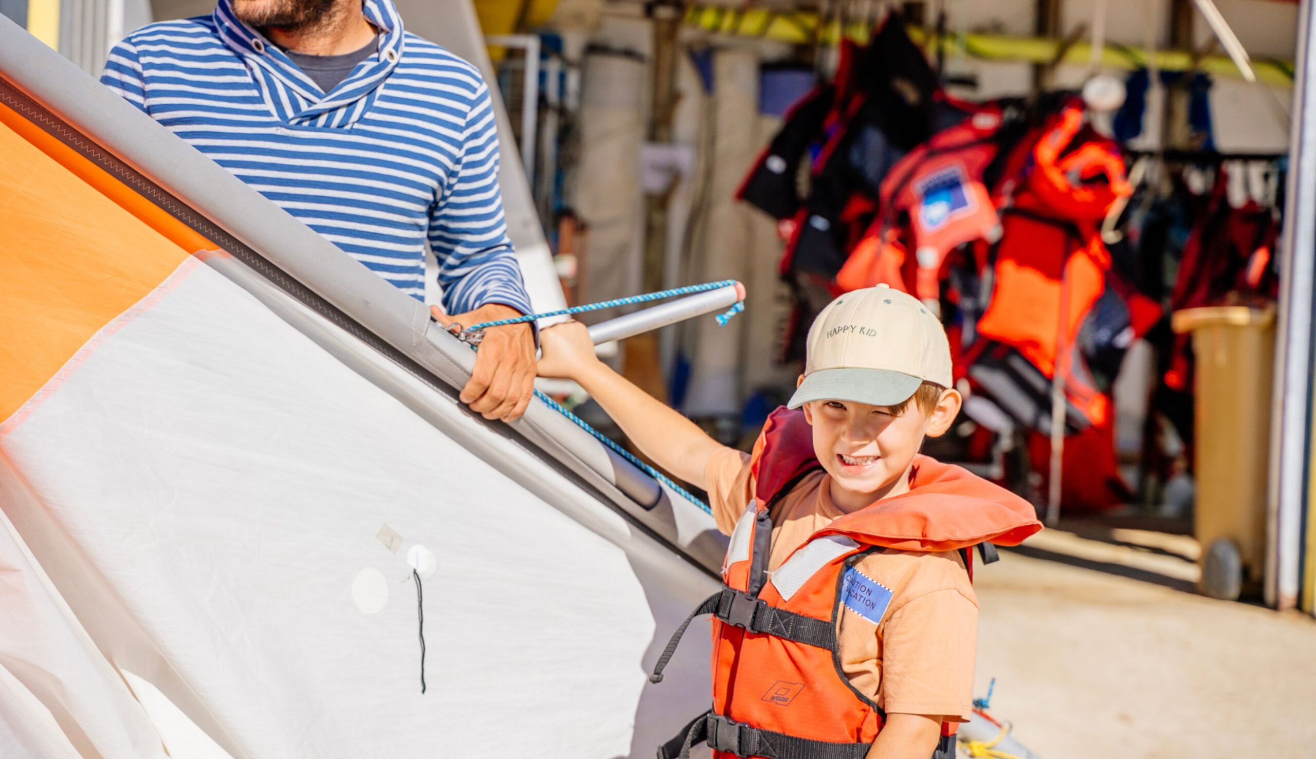 Vivez l'aventure avec un stage de voile sur la Presqu'île !